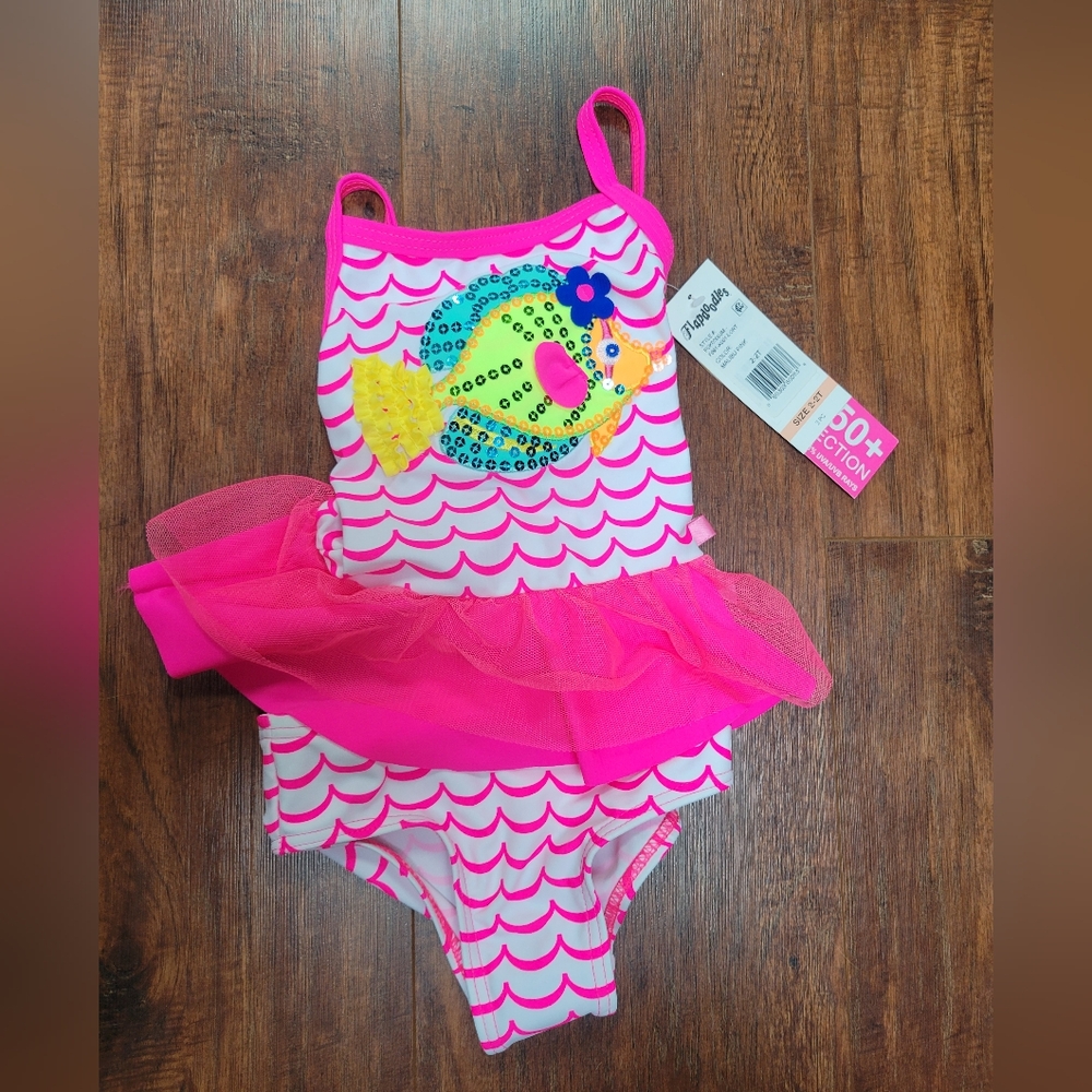 NWT Girl's 2t Bathing Suit. FLAPDOODLES 2 pieces